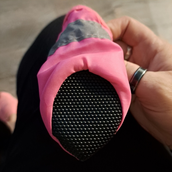 PINK DOGGO 🐶 SHOES - Picture 2 of 4